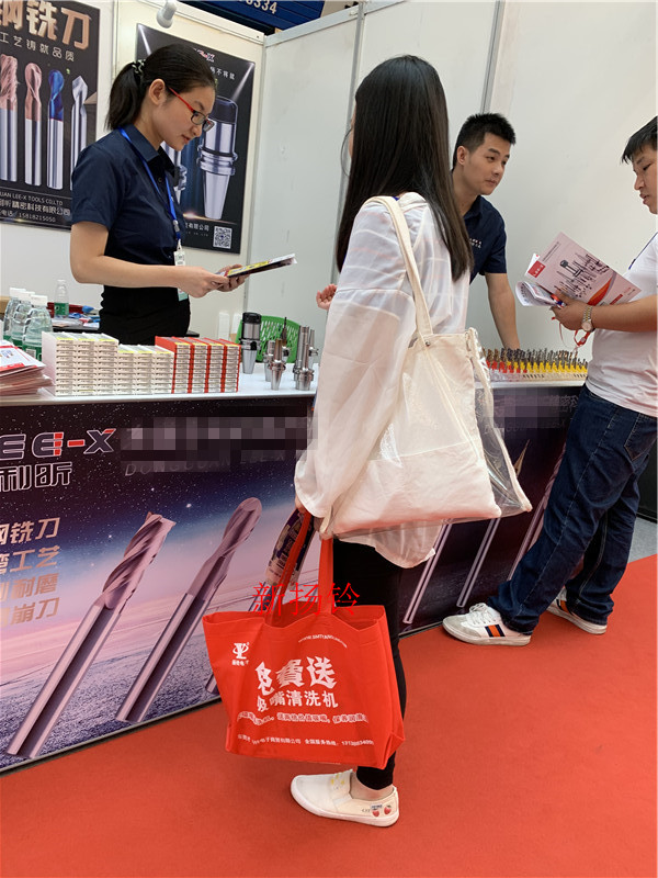 新扬铃电子参加第19届中国（长安）国际机械五金模具展览会