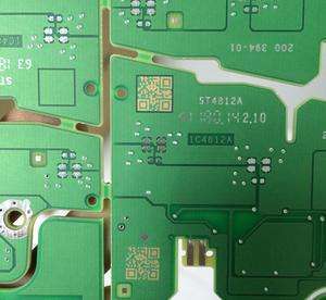 PCB电路板使用二维码激光打标机的效果
